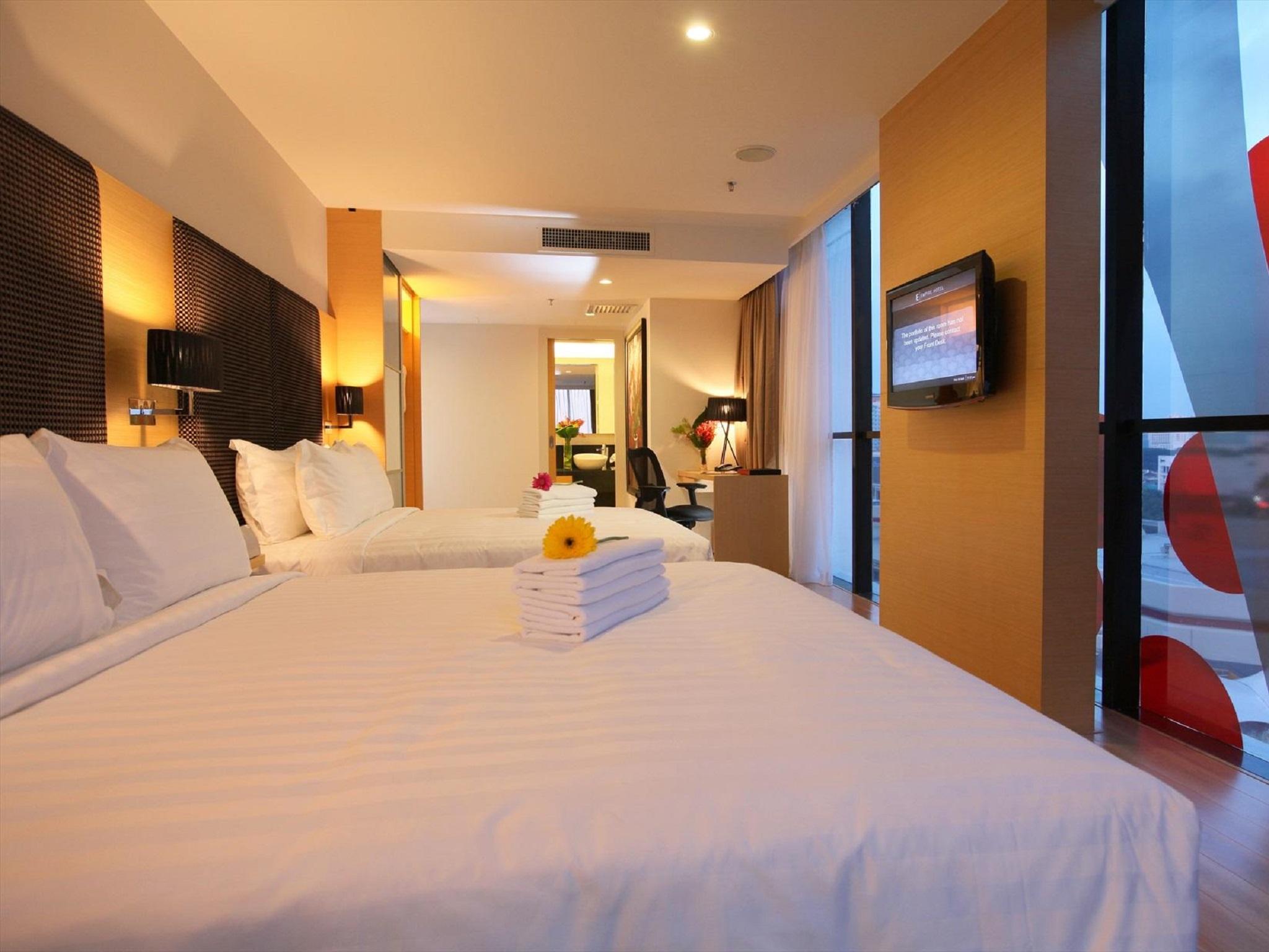 Empire Subang 4*